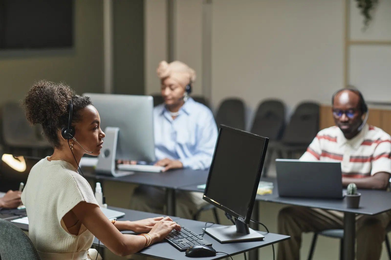 Conseillers clientèle au travail